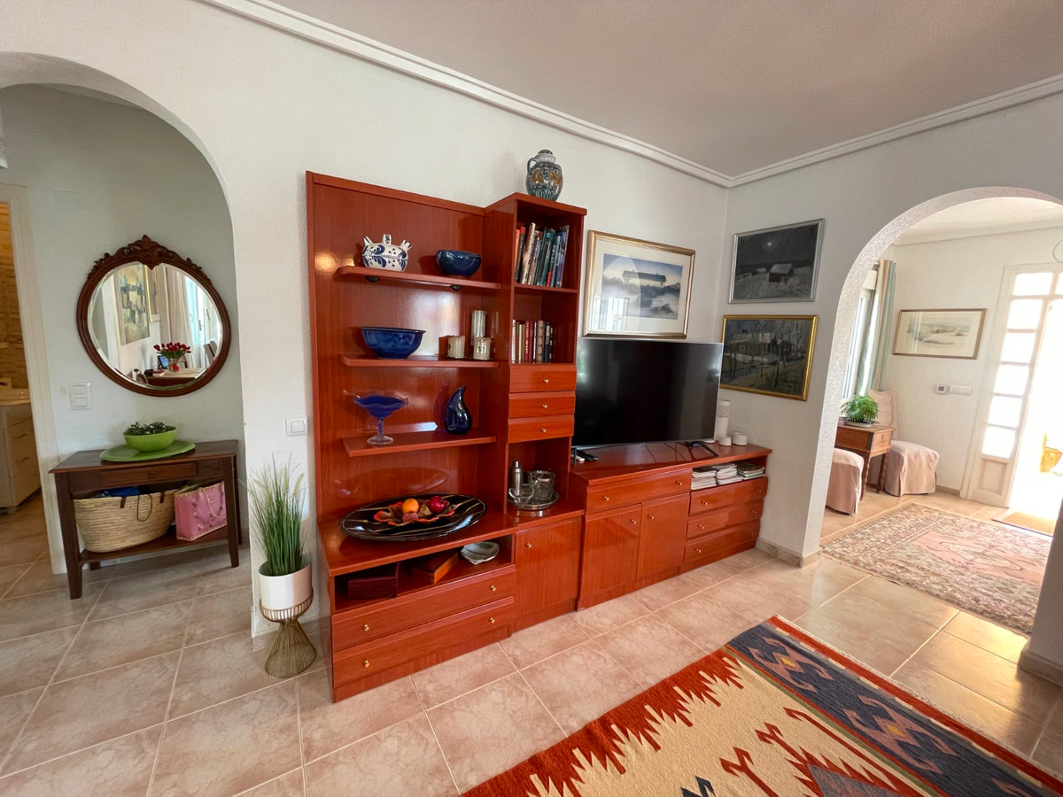 Se vende Villa - Chalet de 3 dormitorios en Costa Blanca, Alicante, España