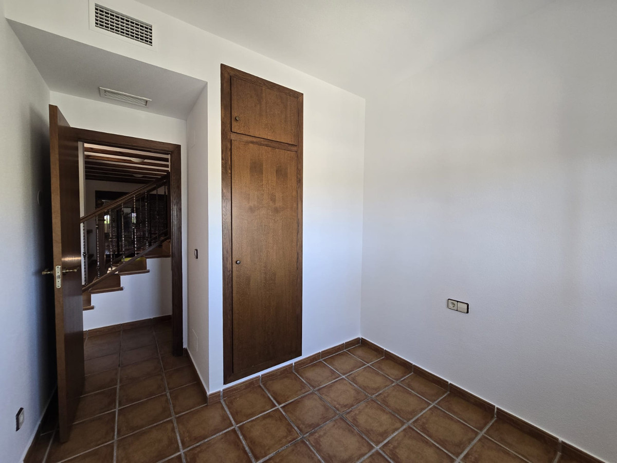 3 Bed Apartment for sale in Algorfa Costa Blanca, Alicante, Spain