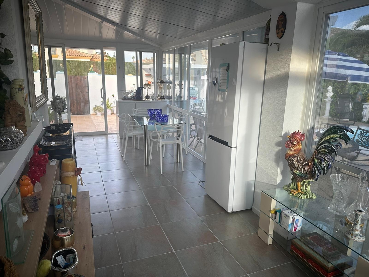 Se vende Villa - Chalet de 2 dormitorios en Costa Blanca, Alicante, España
