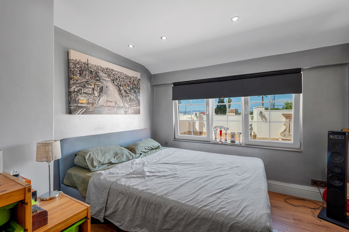 Se vende Finca - Cortijo de 6 dormitorios en Costa Blanca, Alicante, España