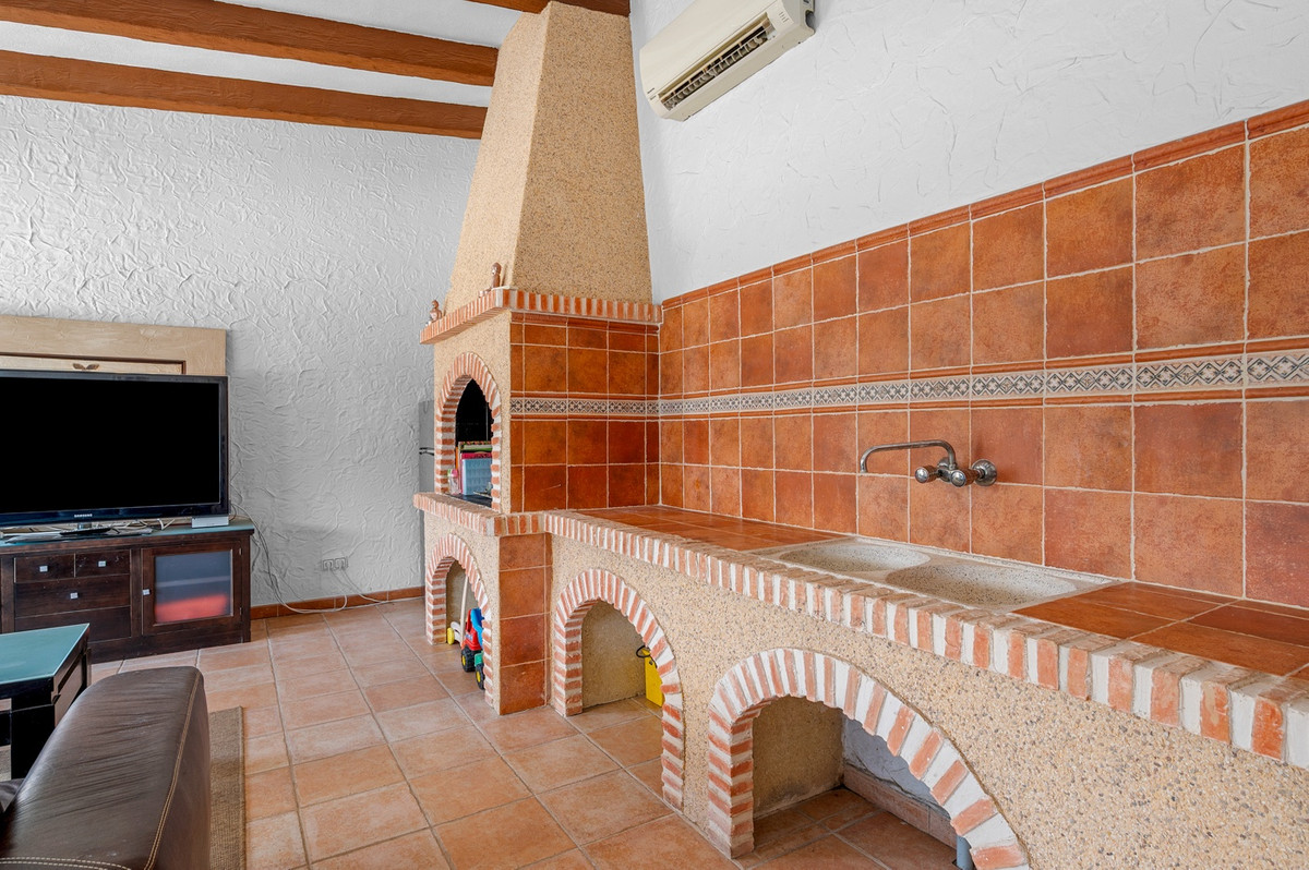 Se vende Finca - Cortijo de 6 dormitorios en Costa Blanca, Alicante, España