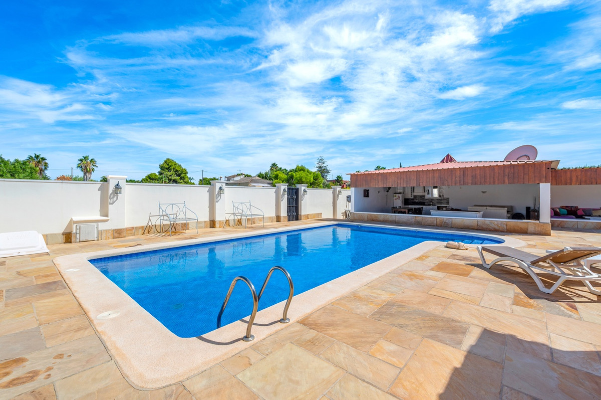 Se vende Finca - Cortijo de 6 dormitorios en Costa Blanca, Alicante, España