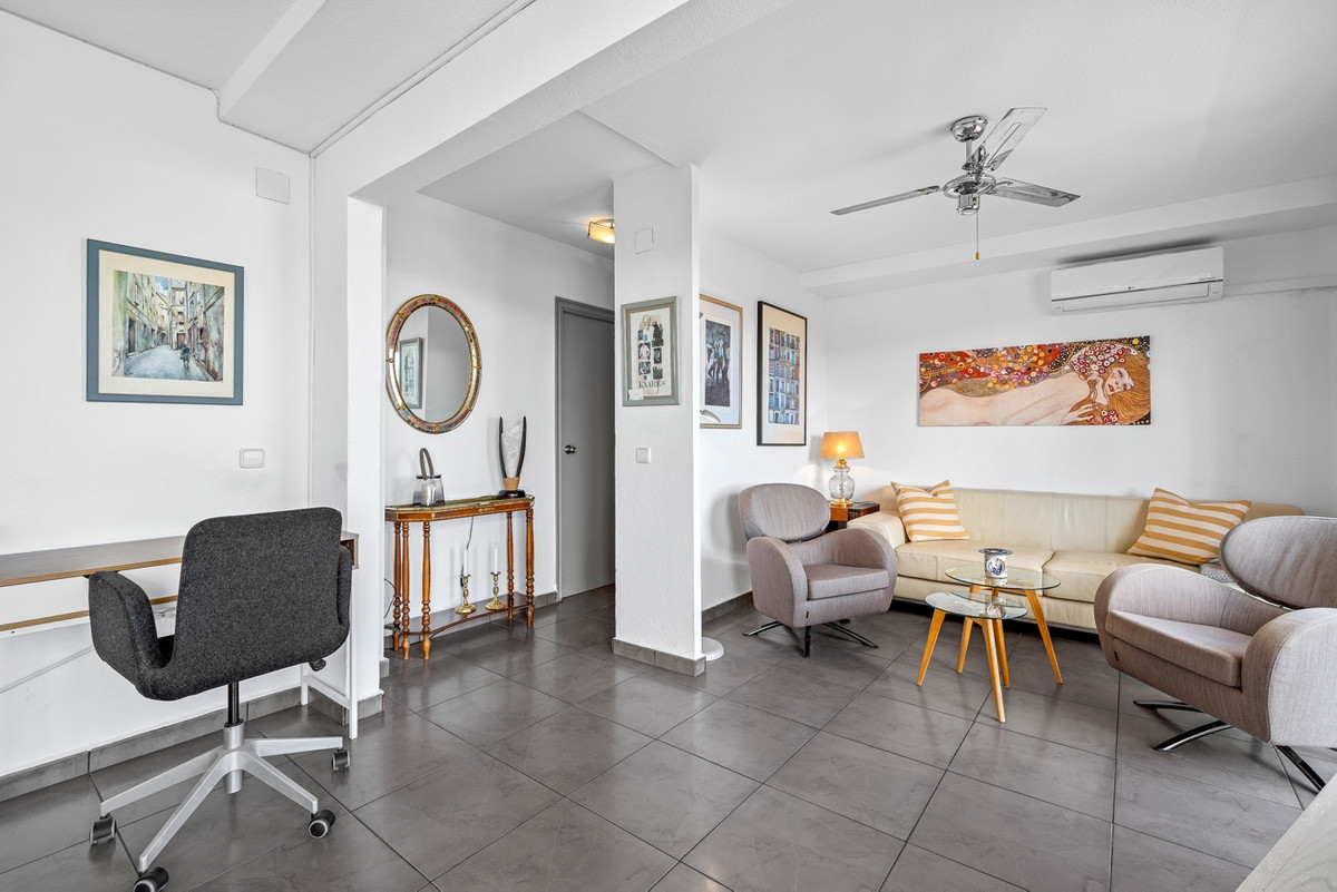 2 Bed Apartment for sale in La Nucia Costa Blanca, Alicante, Spain