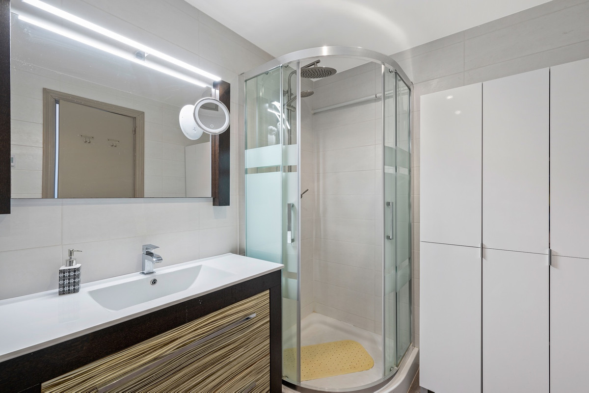 2 Bed Apartment for sale in La Nucia Costa Blanca, Alicante, Spain