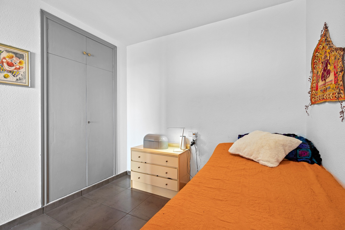 2 Bed Apartment for sale in La Nucia Costa Blanca, Alicante, Spain