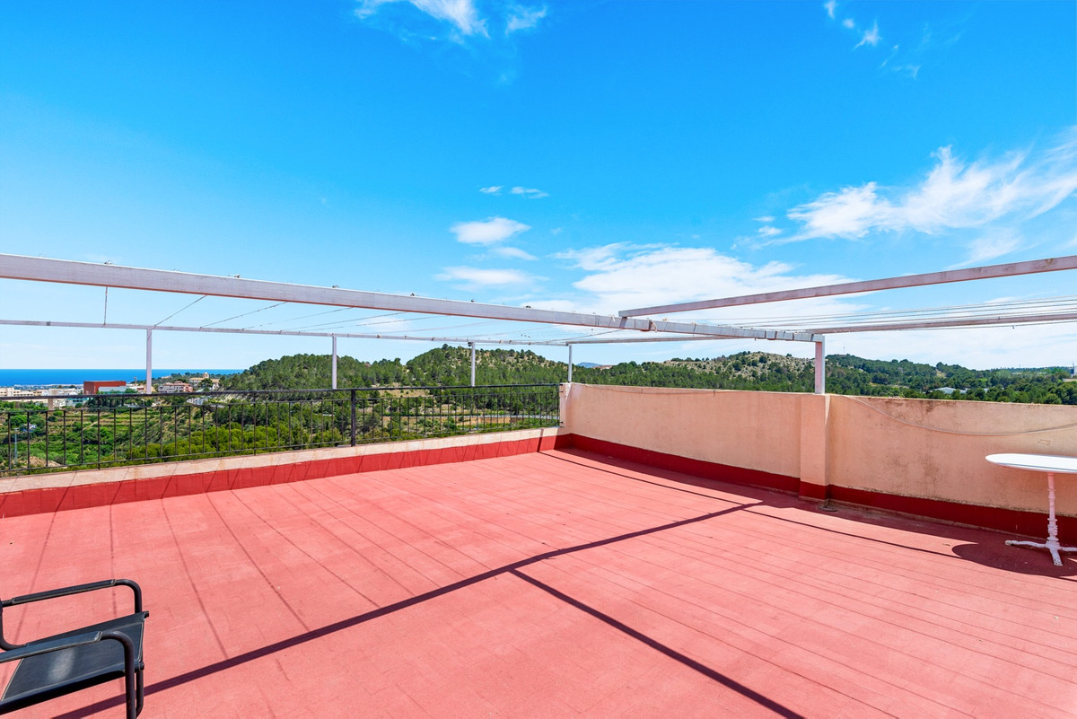 2 Bed Apartment for sale in La Nucia Costa Blanca, Alicante, Spain