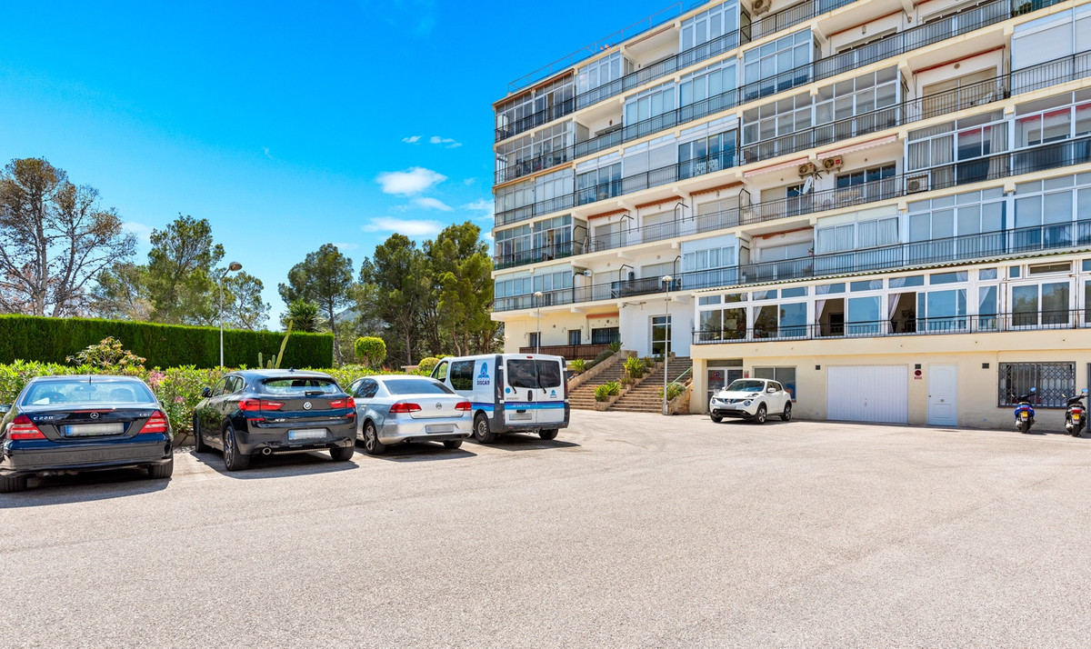 2 Bed Apartment for sale in La Nucia Costa Blanca, Alicante, Spain