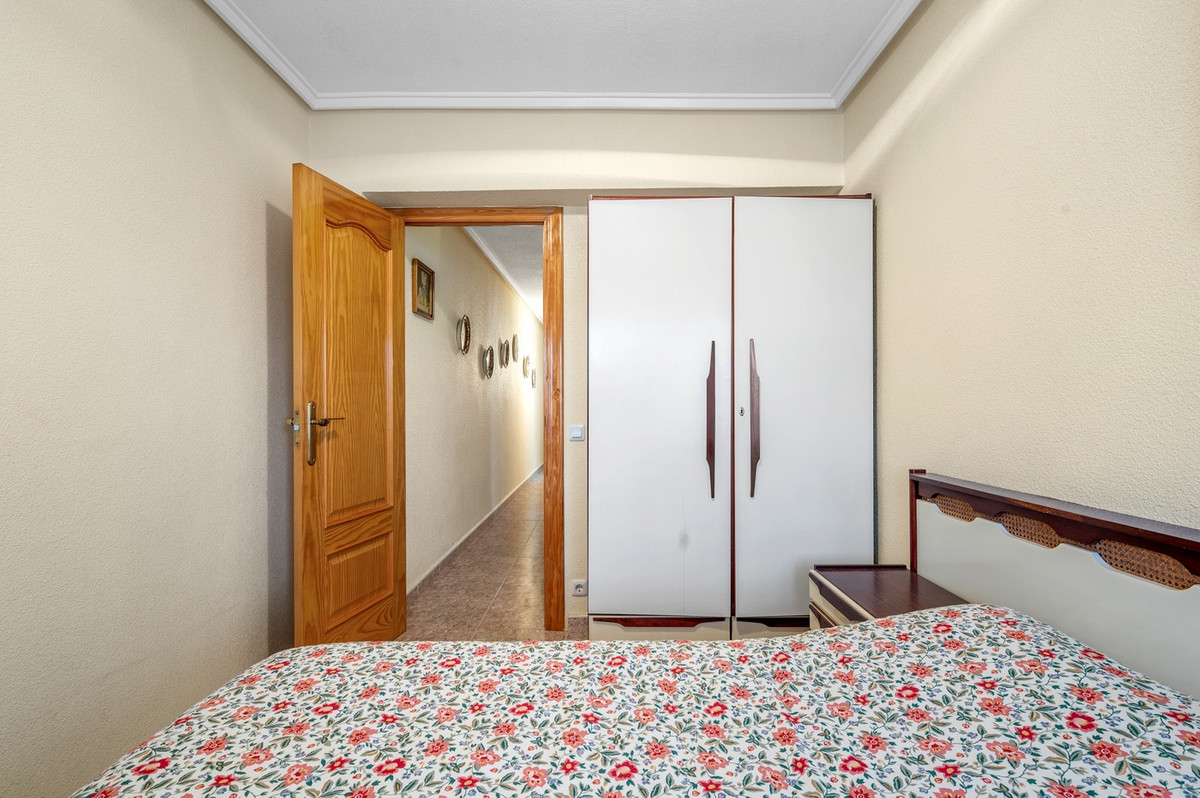 Se vende Apartamento Planta Baja de 3 dormitorios en Costa Blanca, Alicante, España