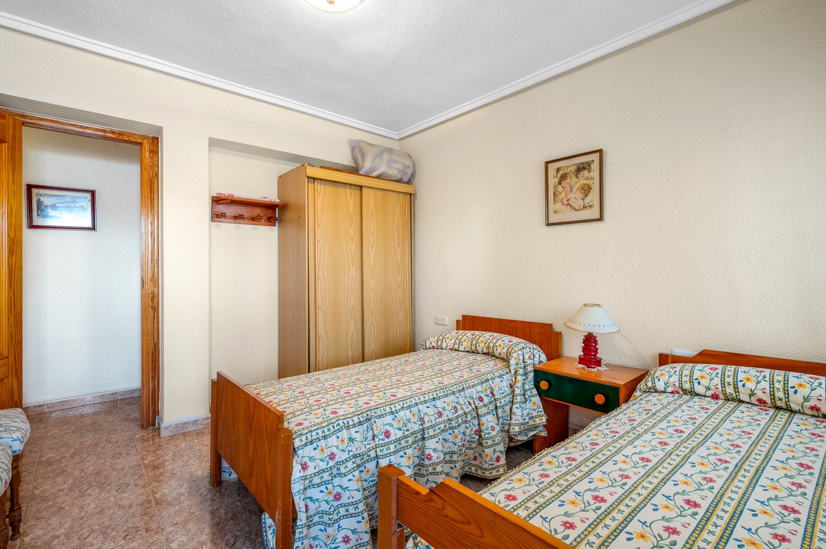 Se vende Apartamento Planta Baja de 3 dormitorios en Costa Blanca, Alicante, España