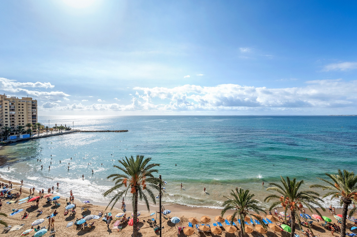 Se vende Apartamento Planta Baja de 3 dormitorios en Costa Blanca, Alicante, España