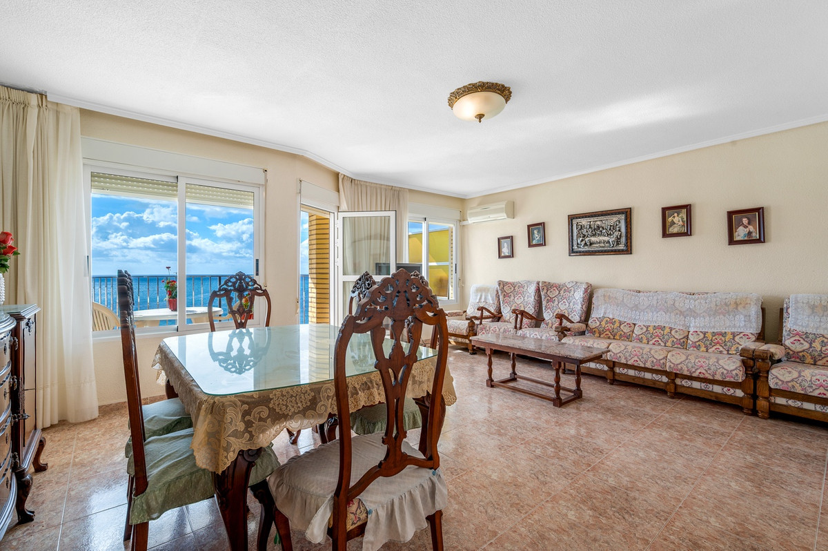 Se vende Apartamento Planta Baja de 3 dormitorios en Costa Blanca, Alicante, España