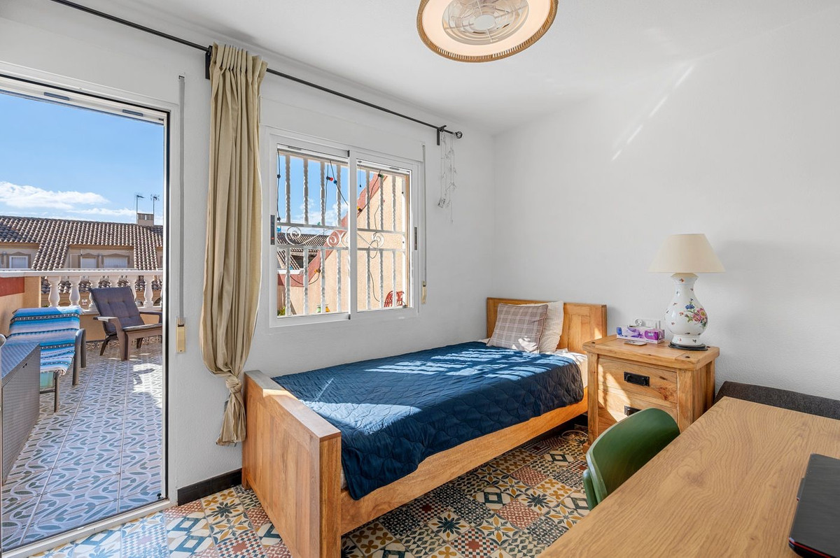 3 Bed Townhouse for sale in Los Alcázares Costa Blanca, Alicante, Spain