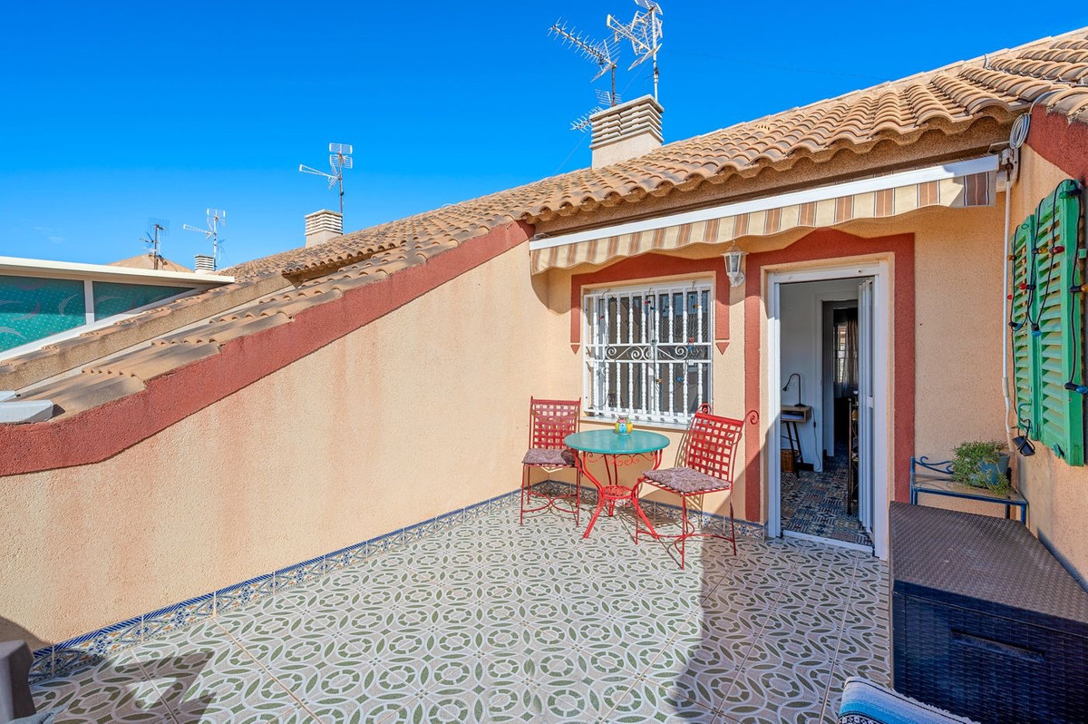 3 Bed Townhouse for sale in Los Alcázares Costa Blanca, Alicante, Spain