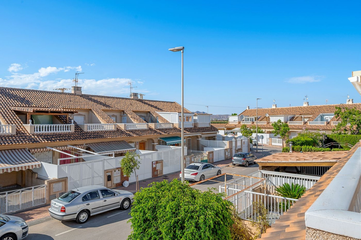 3 Bed Townhouse for sale in Los Alcázares Costa Blanca, Alicante, Spain
