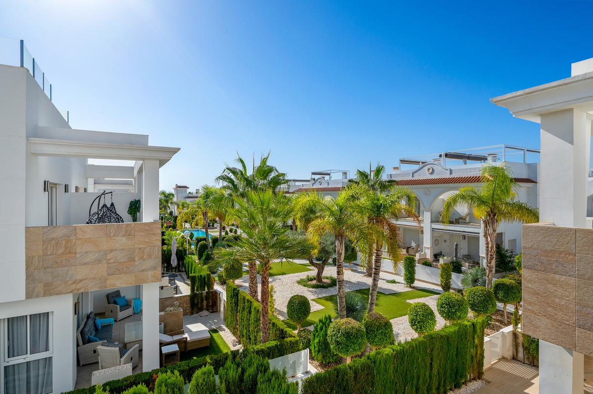 Se vende Adosada de 3 dormitorios en Costa Blanca, Alicante, España