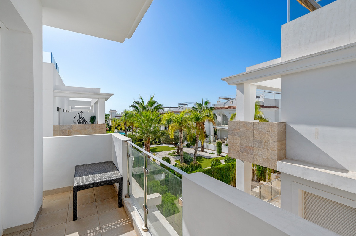 Se vende Adosada de 3 dormitorios en Costa Blanca, Alicante, España