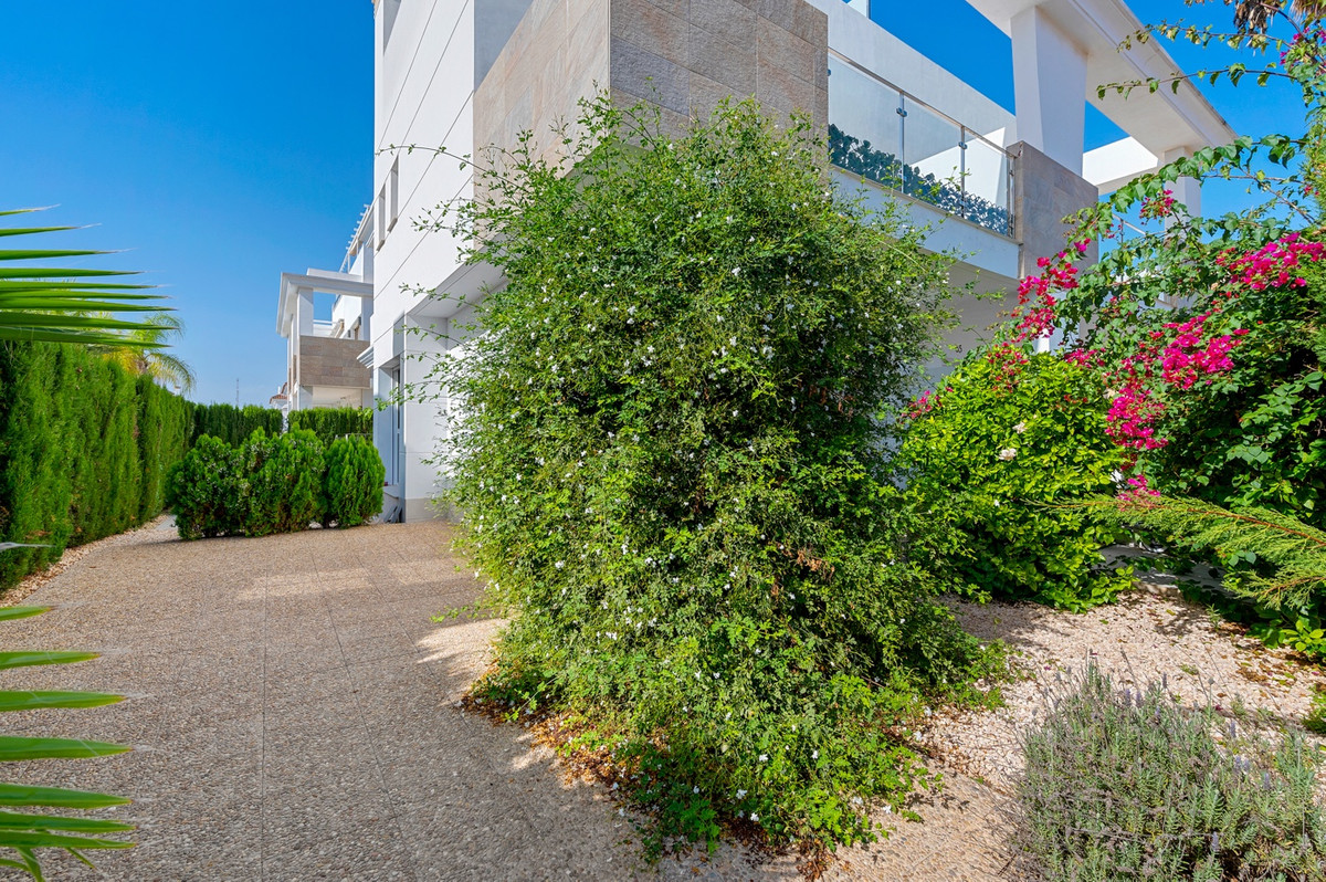 Se vende Adosada de 3 dormitorios en Costa Blanca, Alicante, España