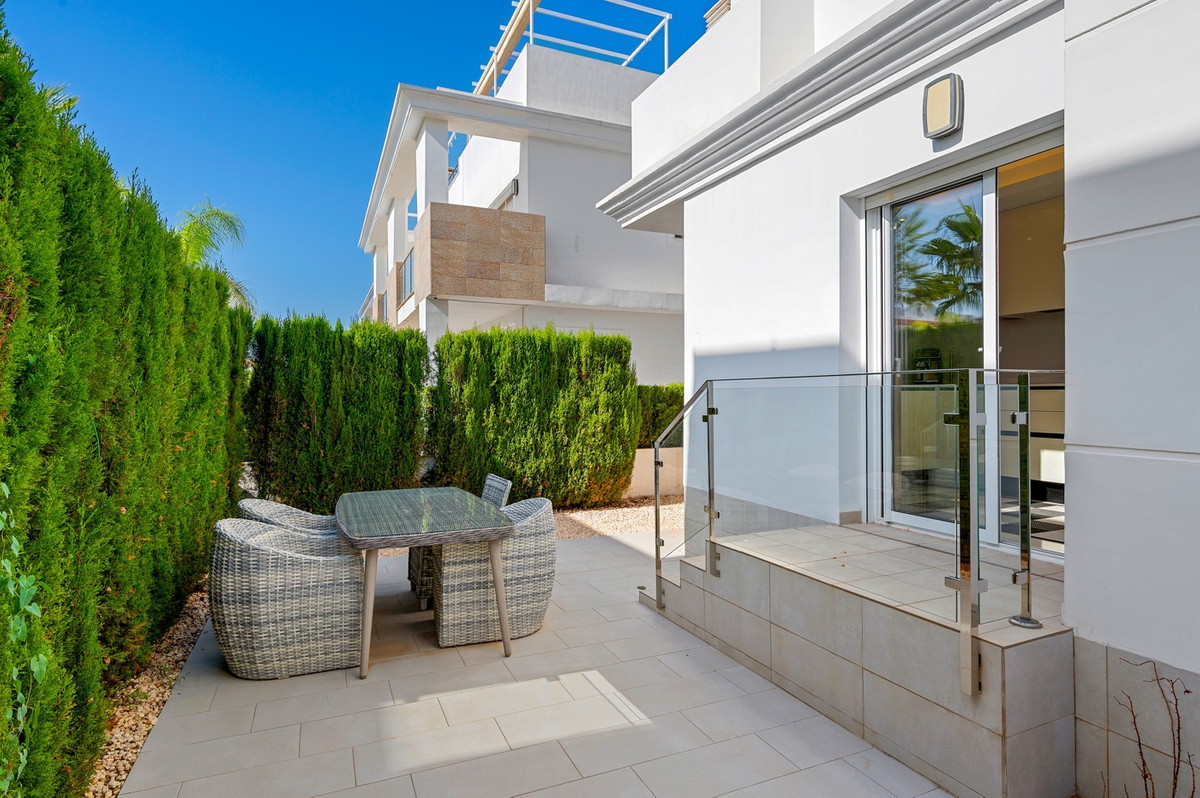 Se vende Adosada de 3 dormitorios en Costa Blanca, Alicante, España