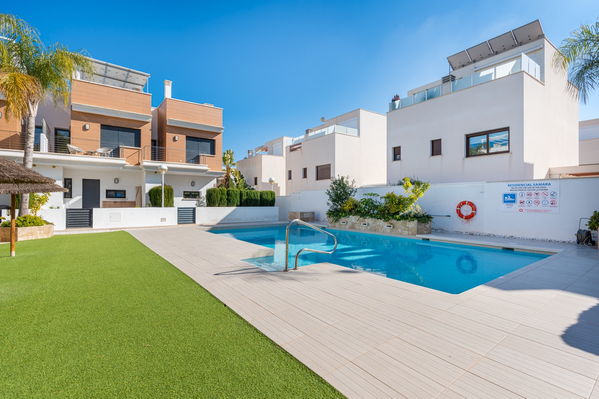 Se vende Dúplex de 3 dormitorios en Costa Blanca, Alicante, España