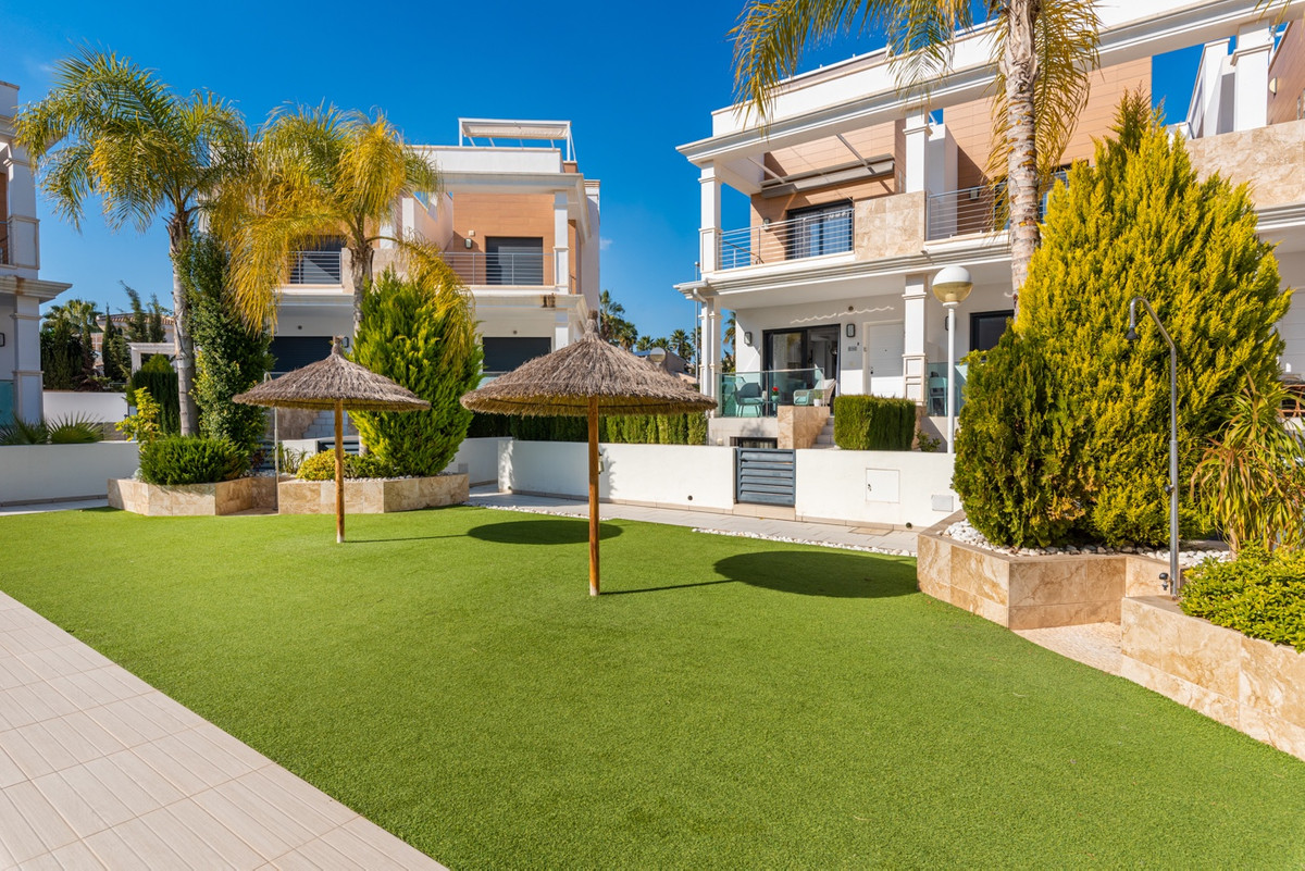 Se vende Dúplex de 3 dormitorios en Costa Blanca, Alicante, España