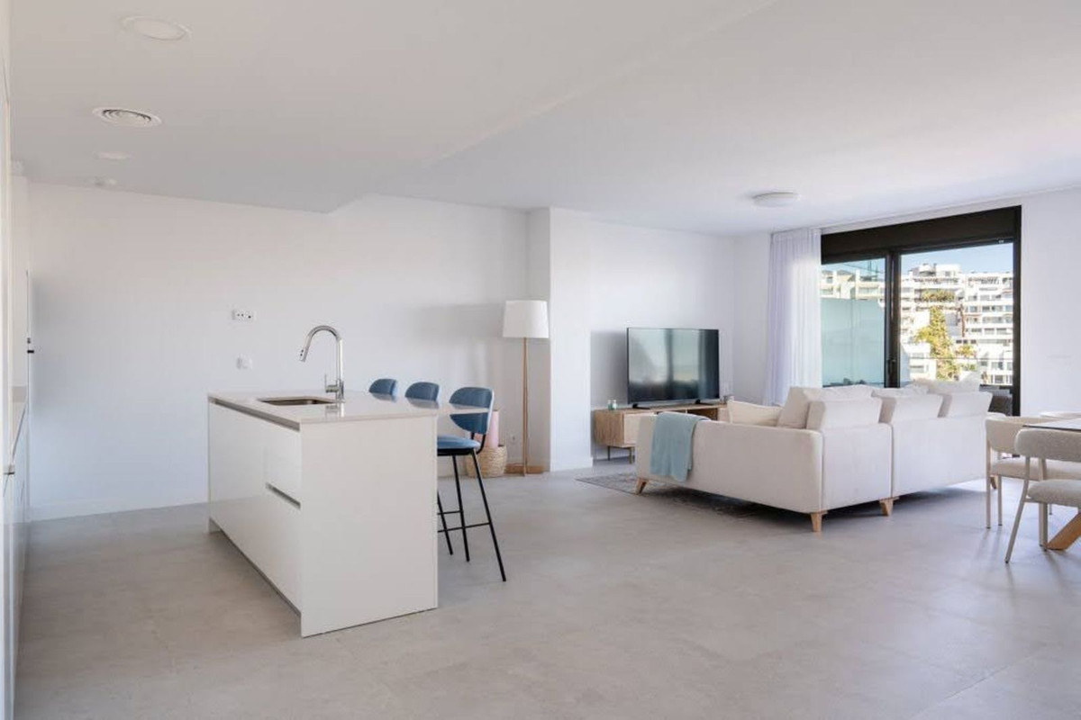 3 Bed Apartment for sale in Estepona Costa Del Sol, Málaga, Spain