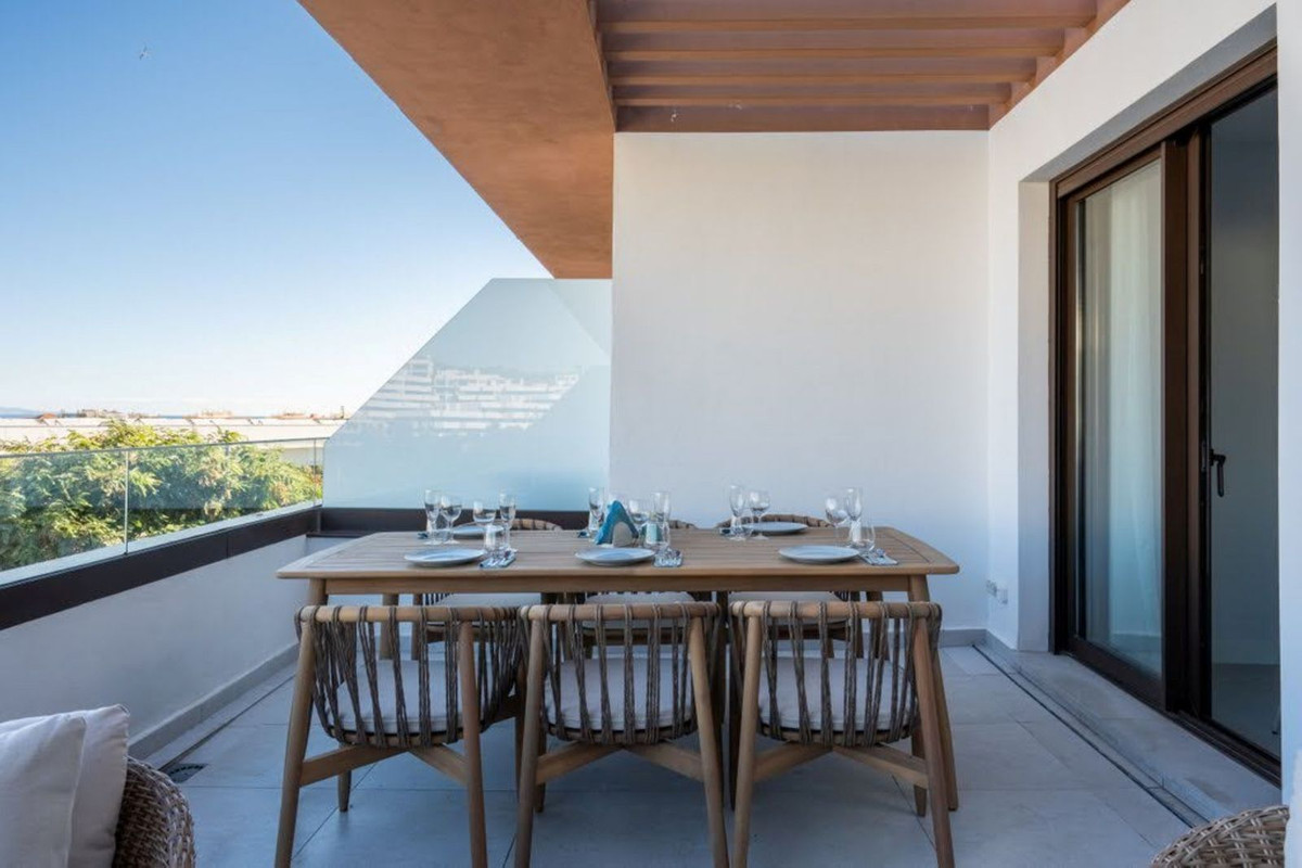 3 Bed Apartment for sale in Estepona Costa Del Sol, Málaga, Spain