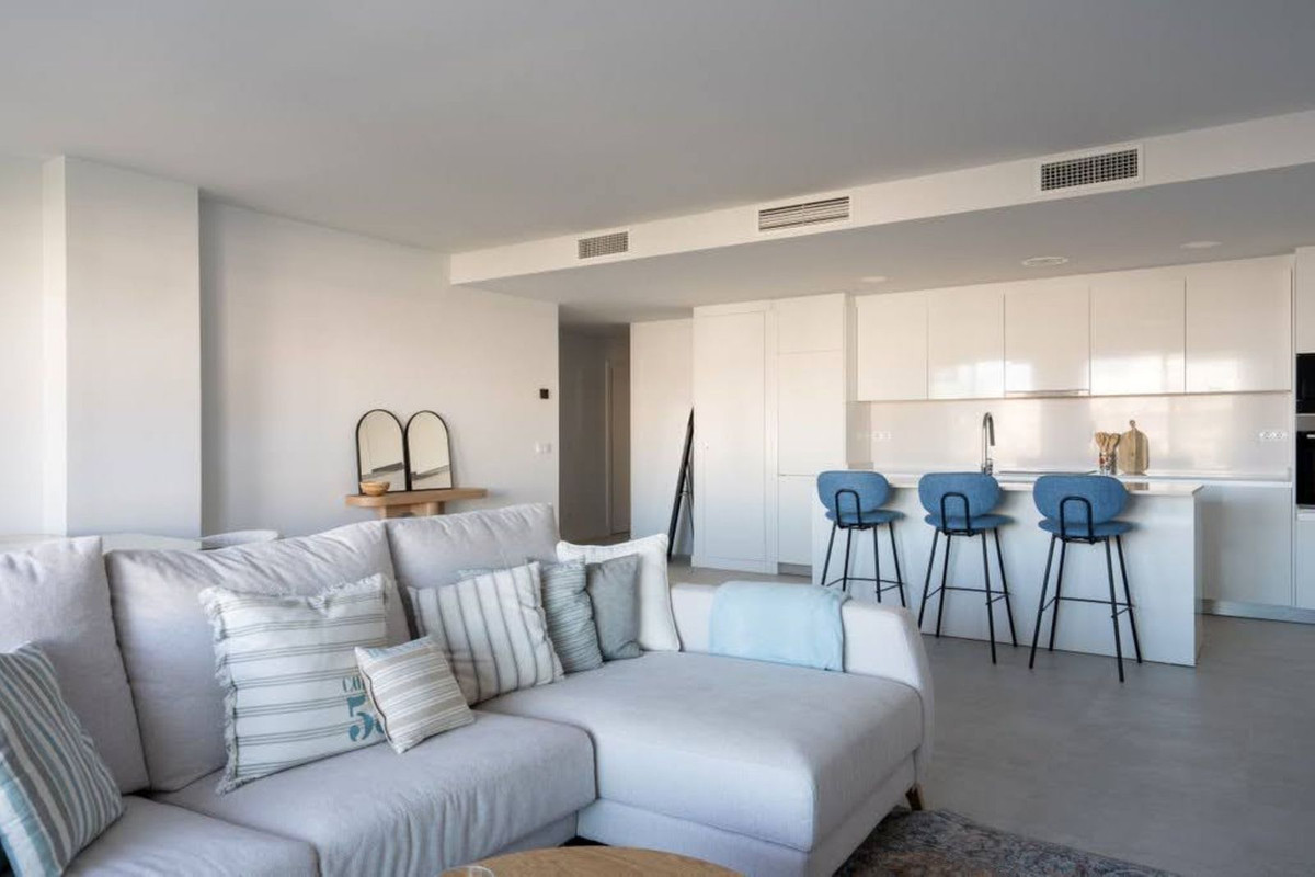 3 Bed Apartment for sale in Estepona Costa Del Sol, Málaga, Spain