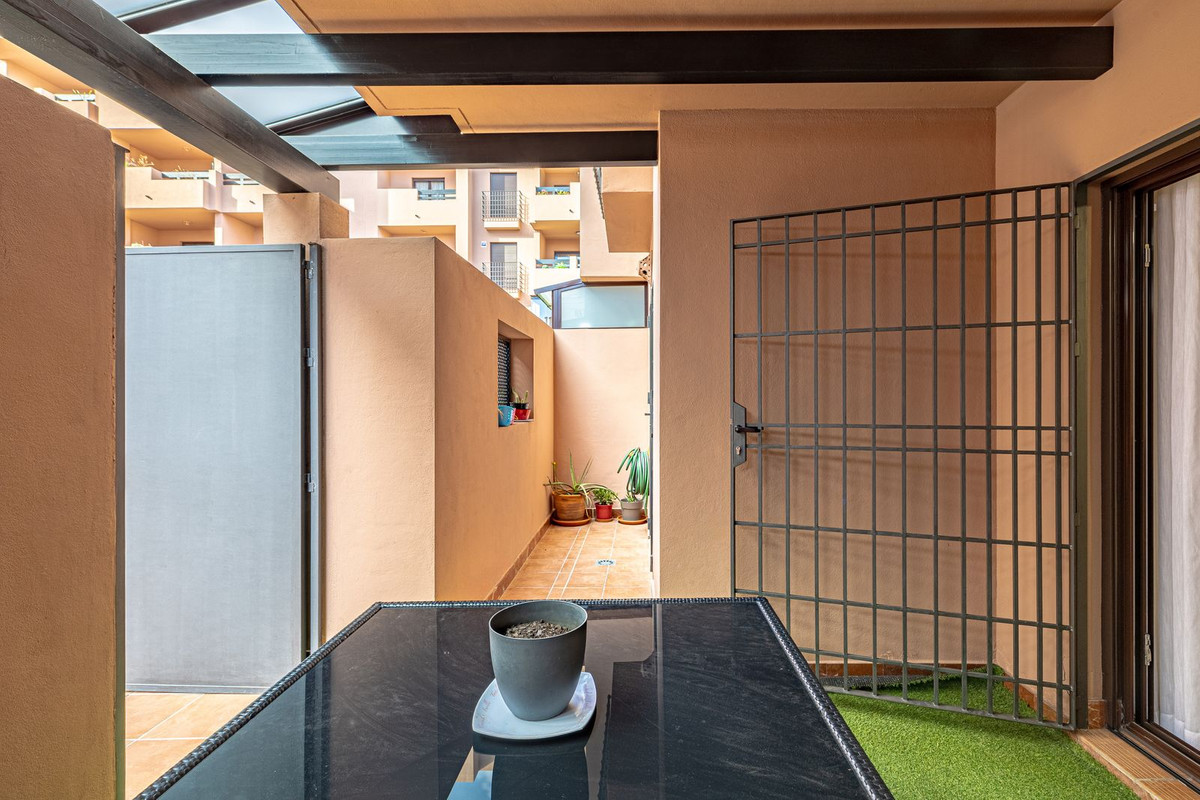 Se vende Apartamento Planta Baja de 3 dormitorios en Costa Del Sol, Málaga, España