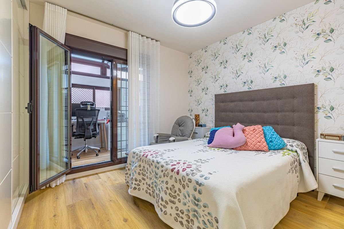 Se vende Apartamento Planta Baja de 3 dormitorios en Costa Del Sol, Málaga, España