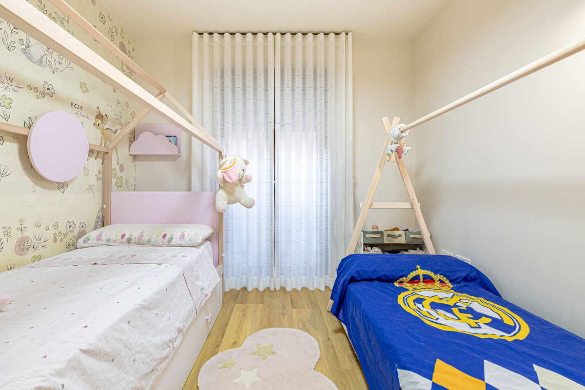 Se vende Apartamento Planta Baja de 3 dormitorios en Costa Del Sol, Málaga, España