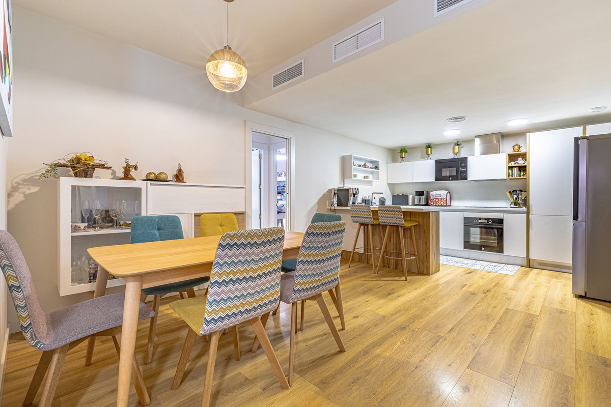 Se vende Apartamento Planta Baja de 3 dormitorios en Costa Del Sol, Málaga, España