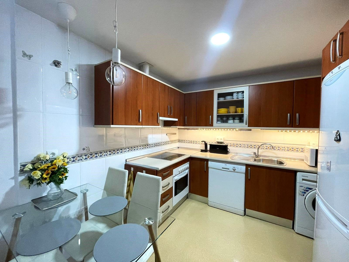 3 Bed Apartment for sale in San Luis De Sabinillas Costa Del Sol, Málaga, Spain