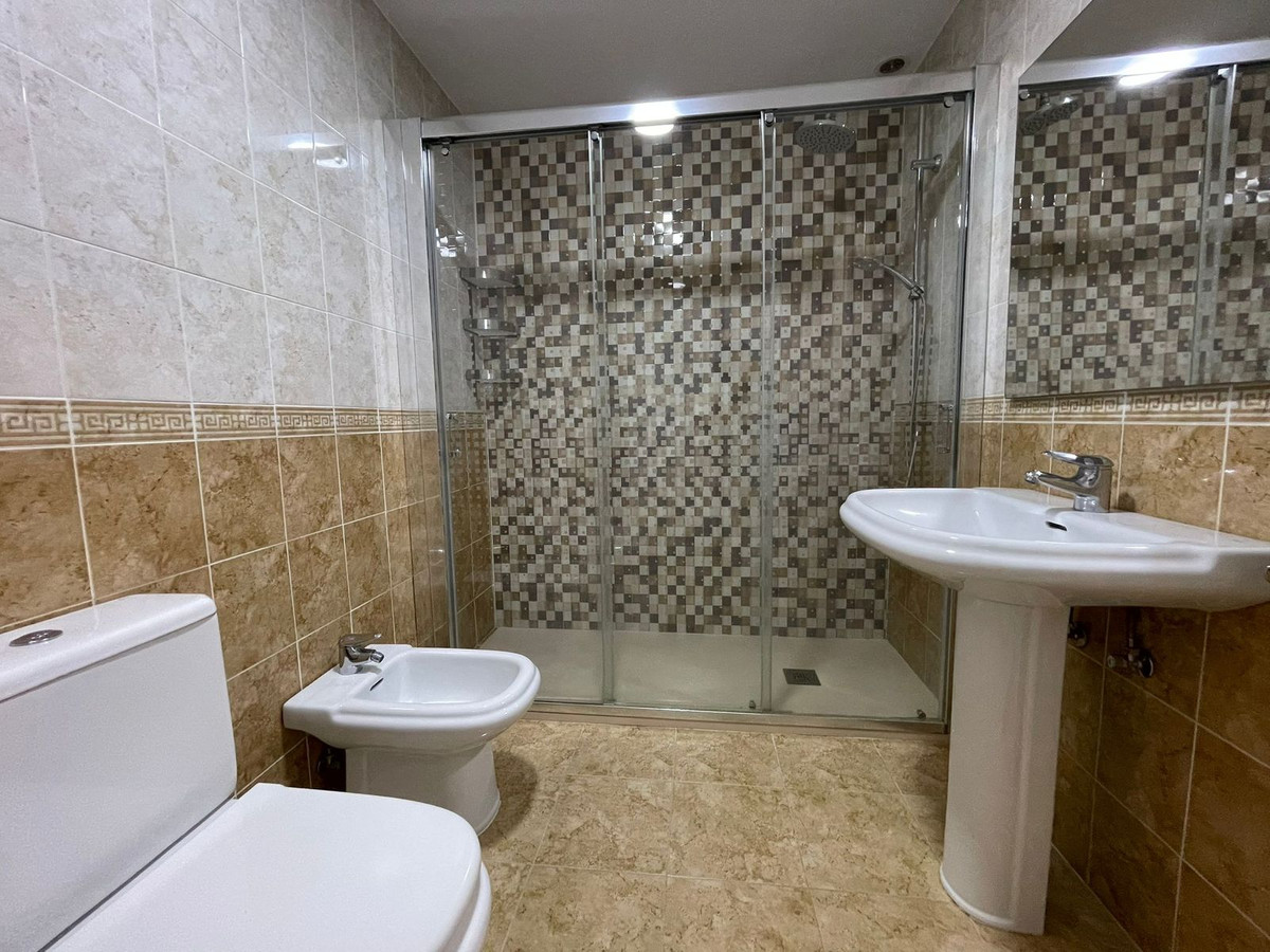 3 Bed Apartment for sale in San Luis De Sabinillas Costa Del Sol, Málaga, Spain