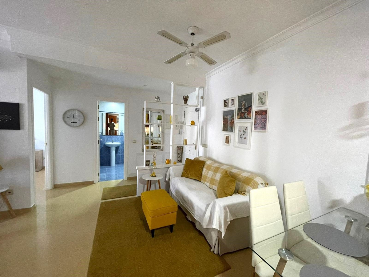 3 Bed Apartment for sale in San Luis De Sabinillas Costa Del Sol, Málaga, Spain