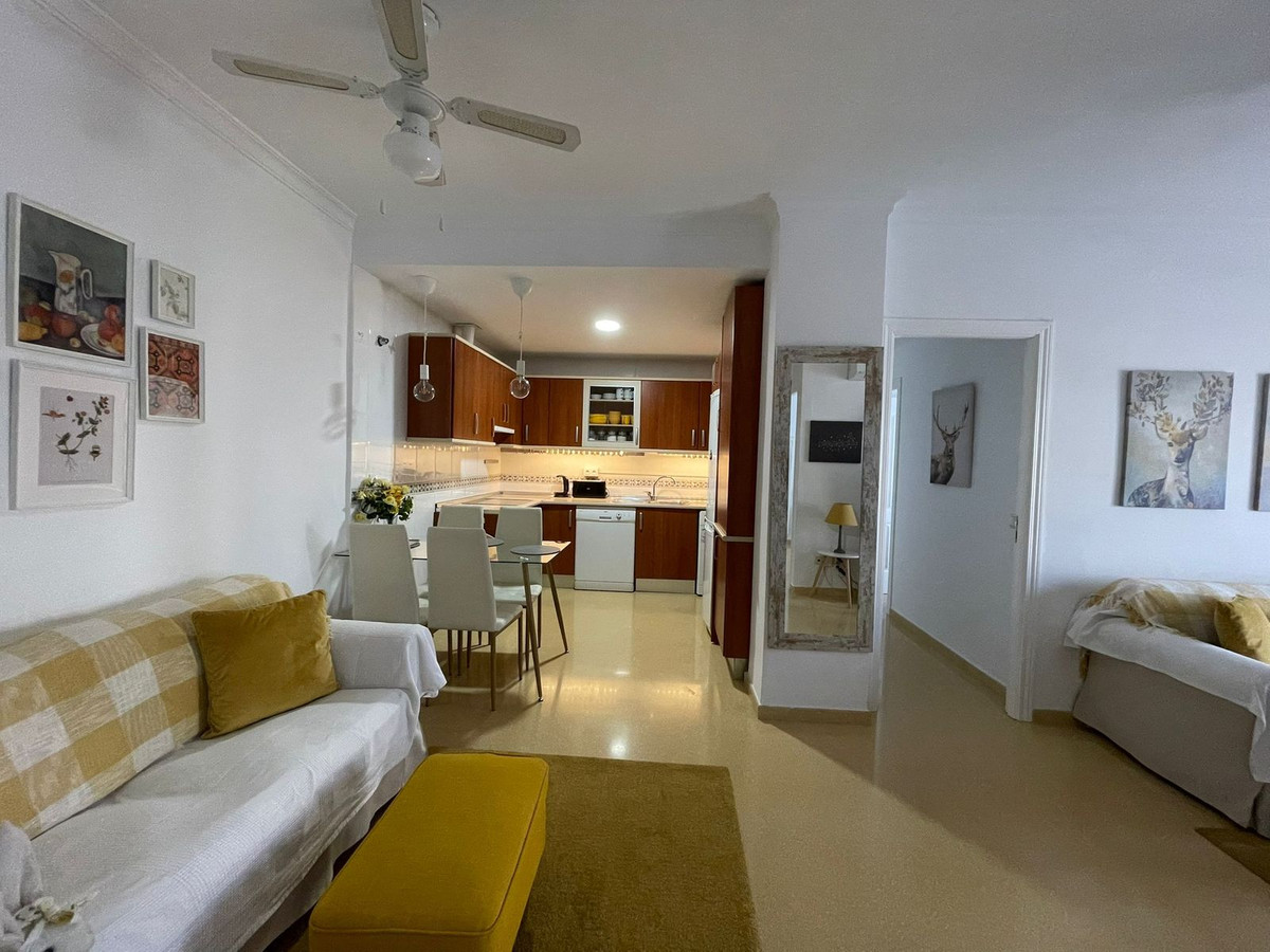 3 Bed Apartment for sale in San Luis De Sabinillas Costa Del Sol, Málaga, Spain