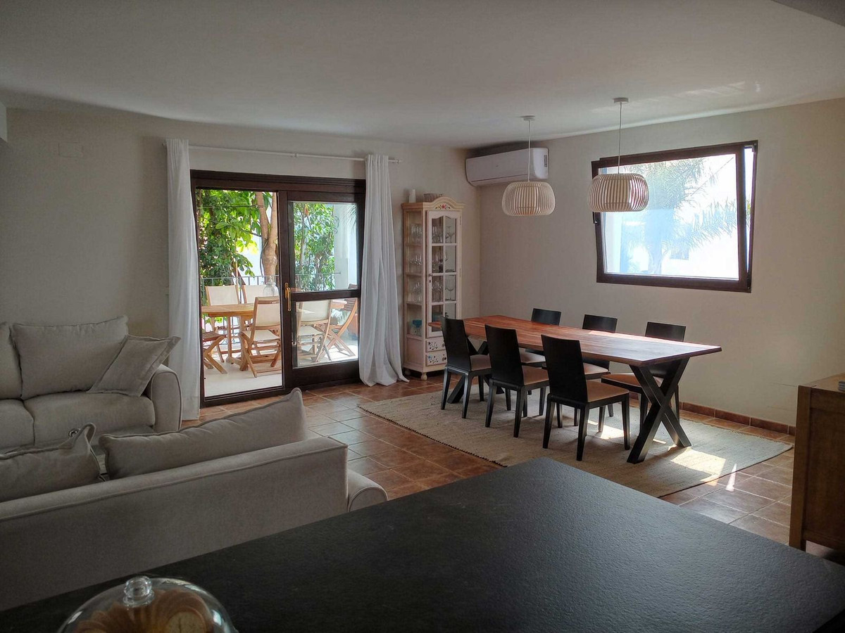 4 Bed Townhouse for sale in Estepona Costa Del Sol, Málaga, Spain