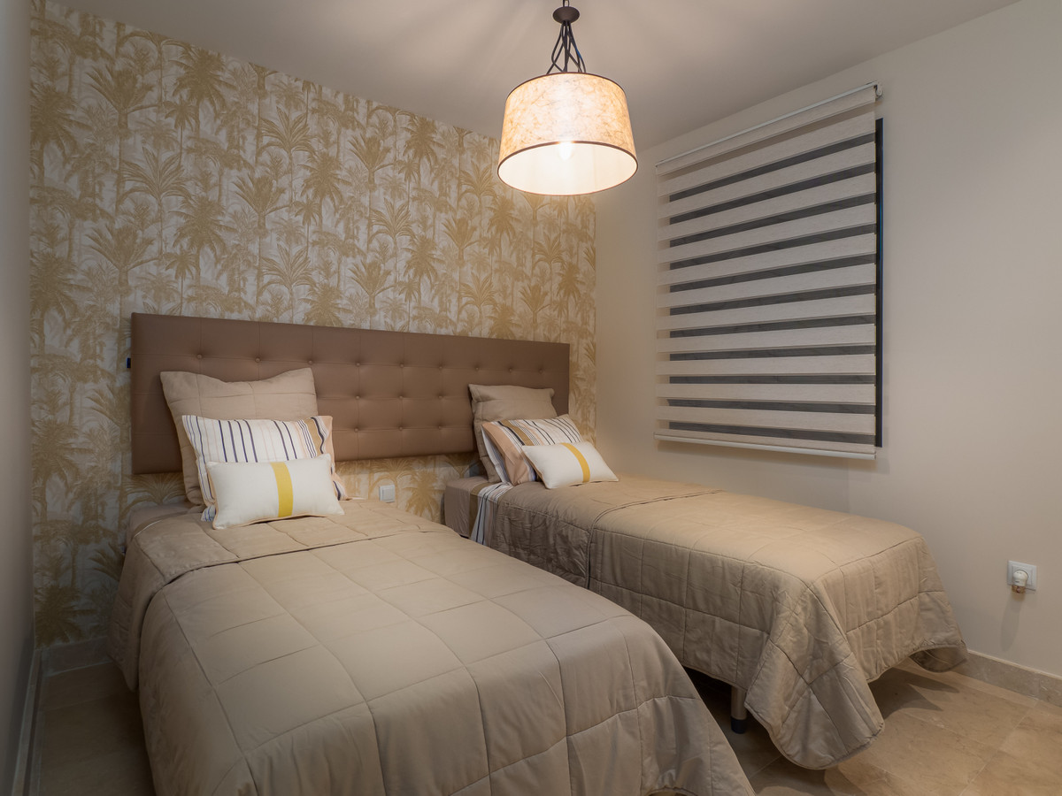 Se vende Apartamento Planta Baja de 2 dormitorios en Costa Del Sol, Málaga, España