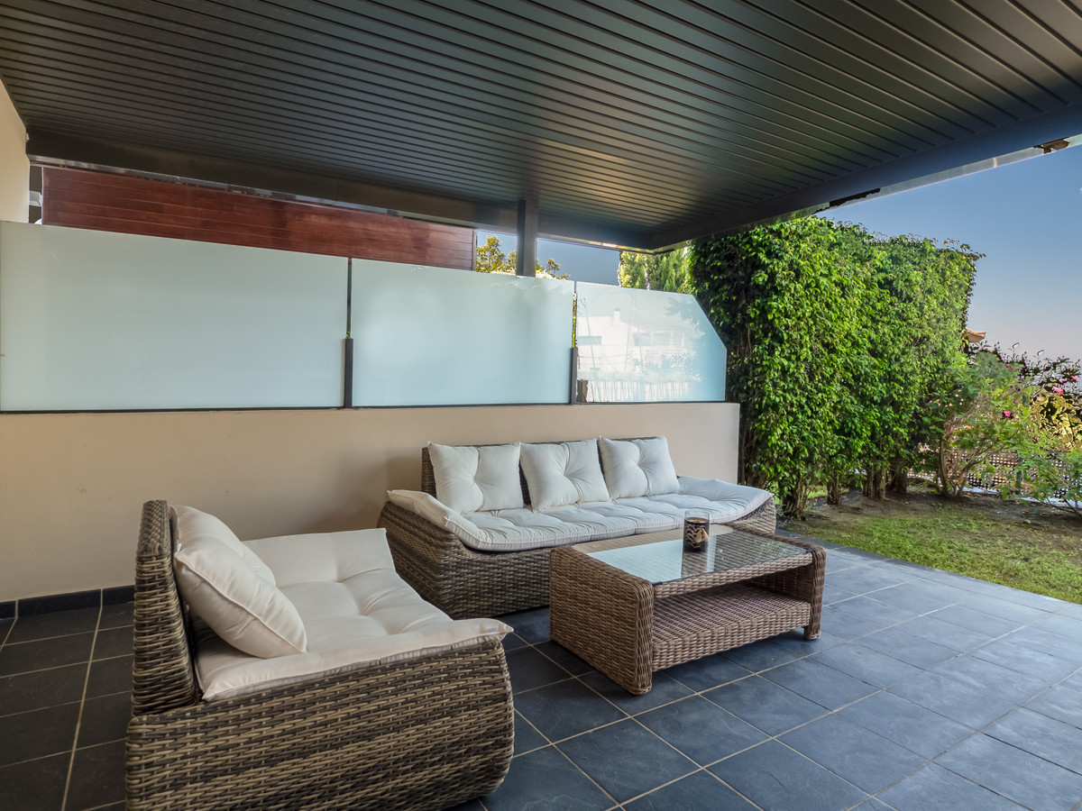 Se vende Apartamento Planta Baja de 2 dormitorios en Costa Del Sol, Málaga, España