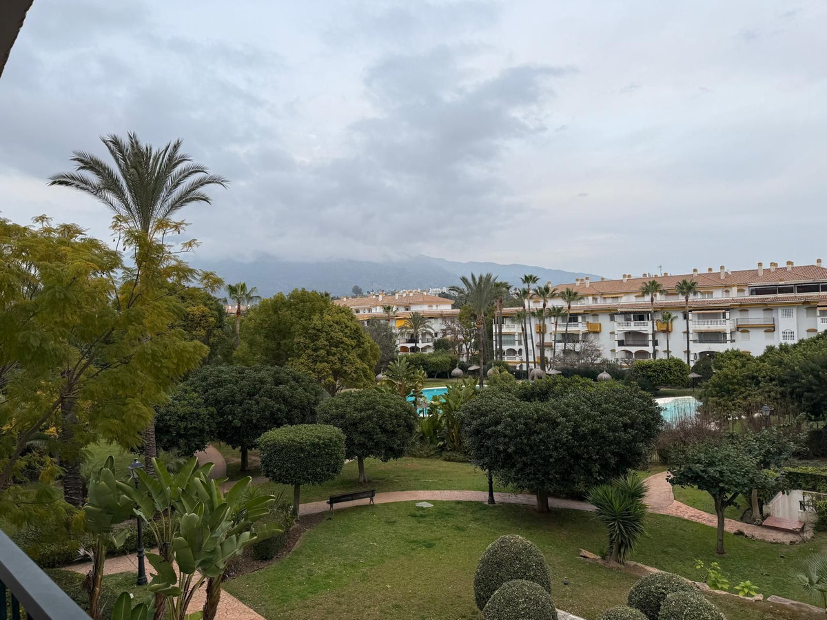 2 Bed Apartment for sale in Marbella Costa Del Sol, Málaga, Spain