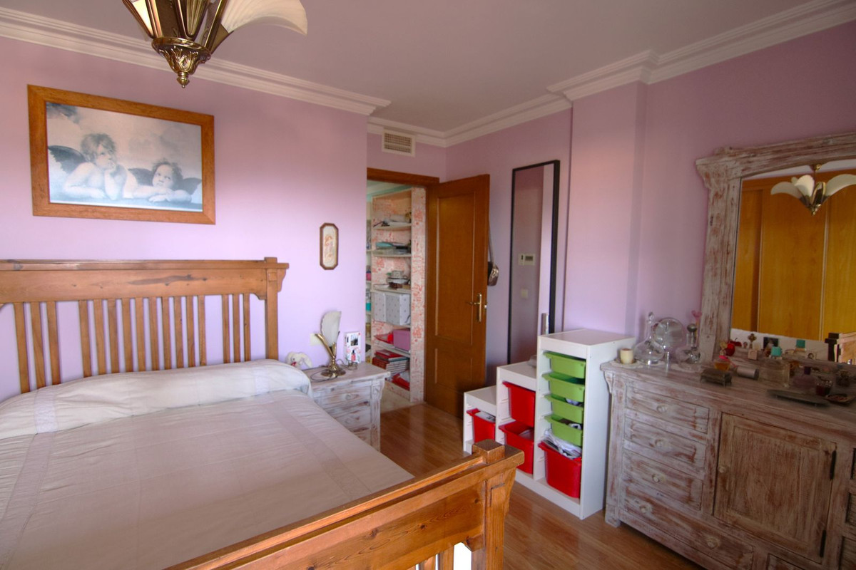 Se vende Pareada de 3 dormitorios en Costa Del Sol, Málaga, España