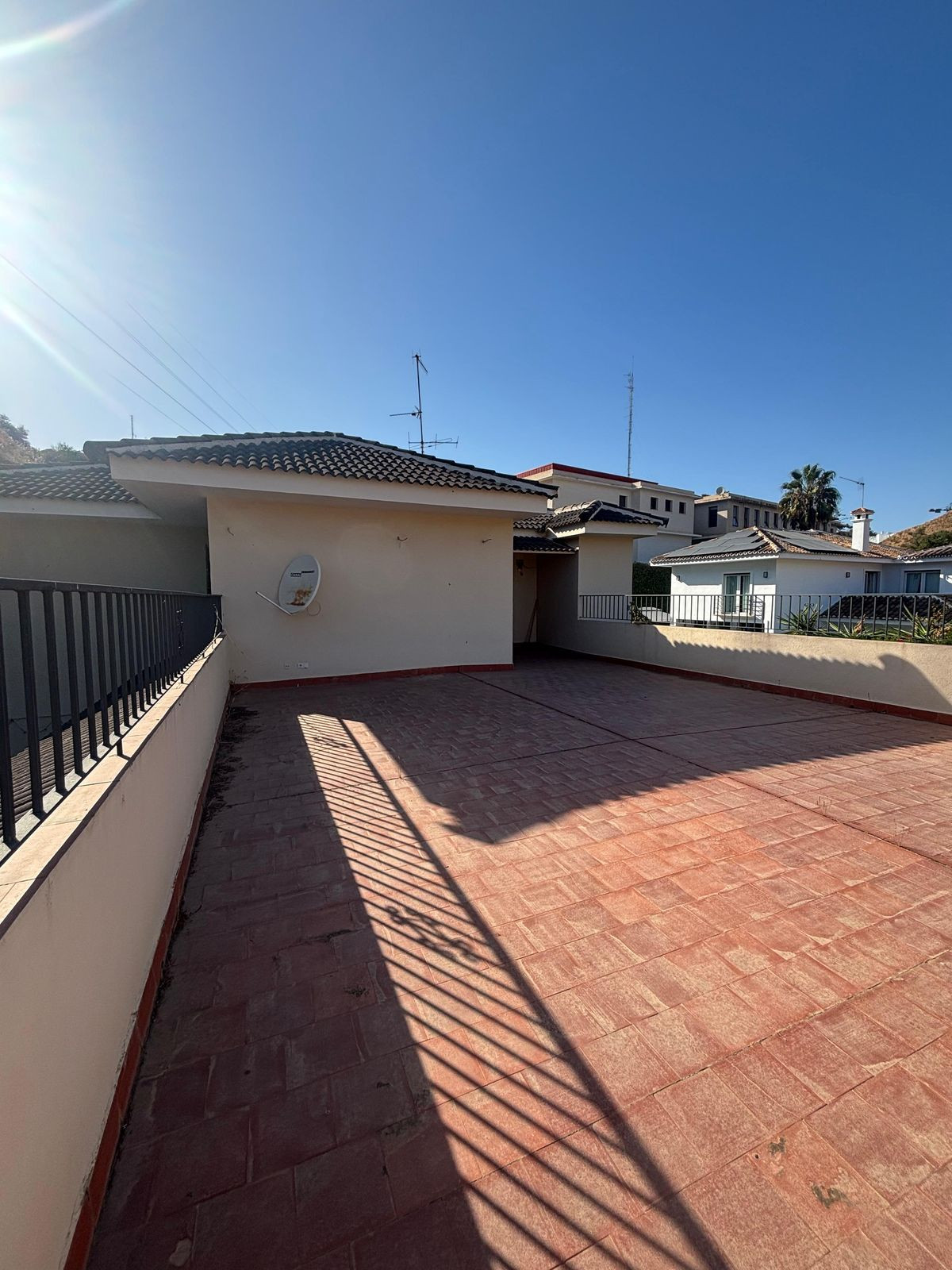 6 Bed Townhouse for sale in Mayorazgo Málaga Ciudad, Málaga, Spain