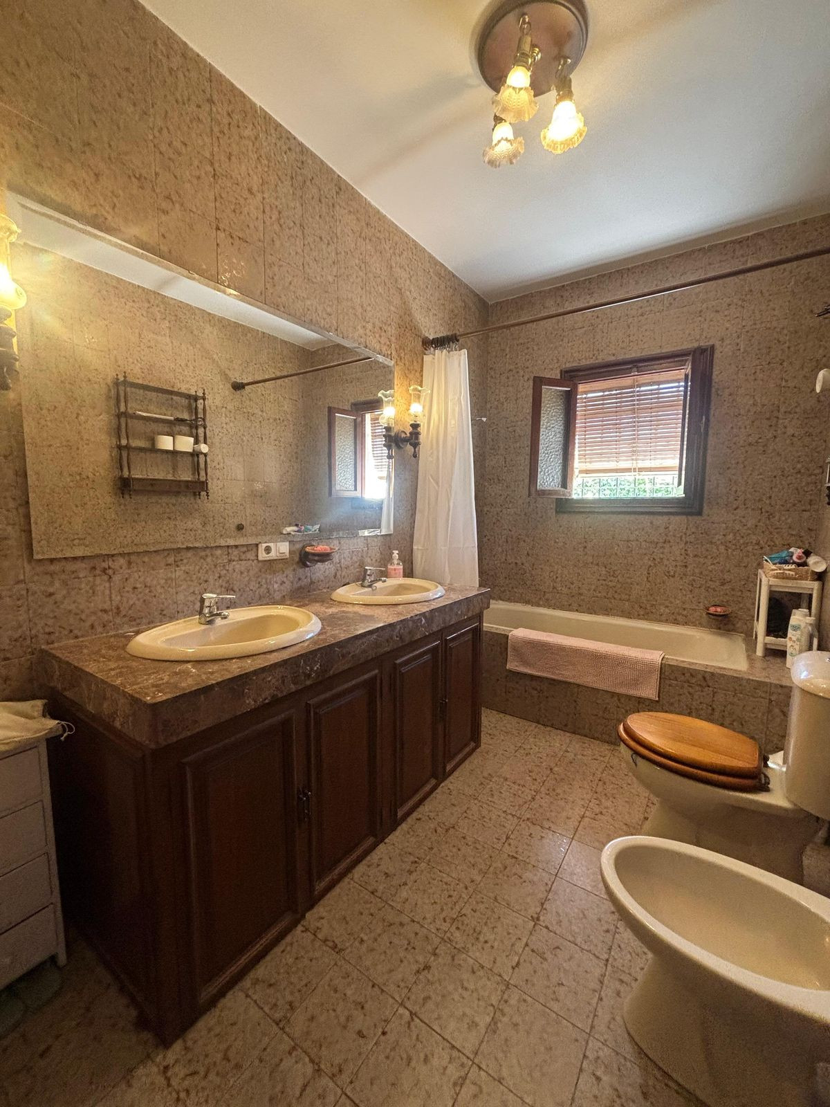6 Bed Townhouse for sale in Mayorazgo Málaga Ciudad, Málaga, Spain