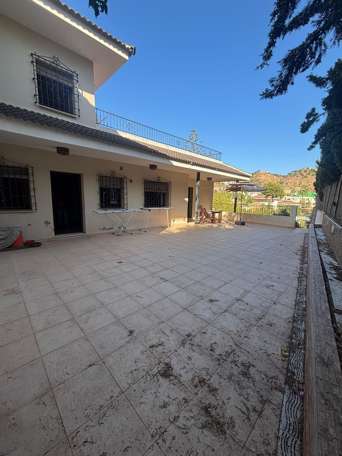 6 Bed Townhouse for sale in Mayorazgo Málaga Ciudad, Málaga, Spain