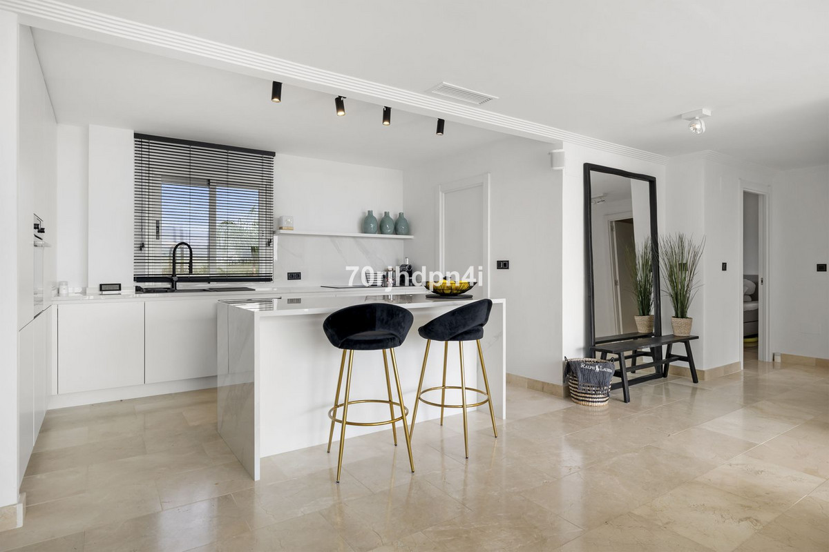 3 Bed Apartment for sale in Estepona Costa Del Sol, Málaga, Spain