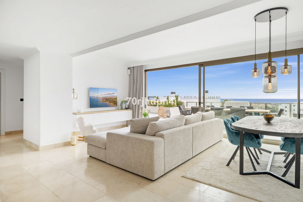 3 Bed Apartment for sale in Estepona Costa Del Sol, Málaga, Spain