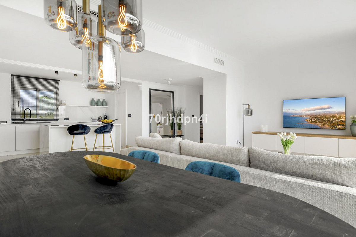 3 Bed Apartment for sale in Estepona Costa Del Sol, Málaga, Spain