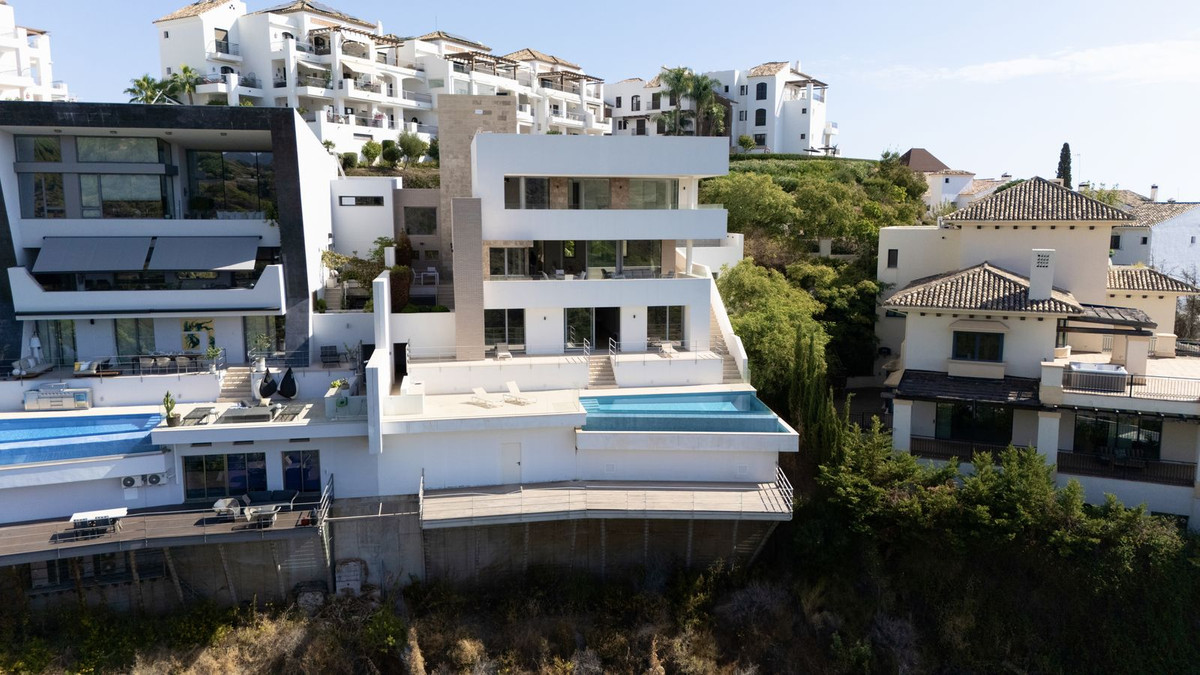 Se vende Villa - Chalet de 6 dormitorios en Costa Del Sol, Málaga, España