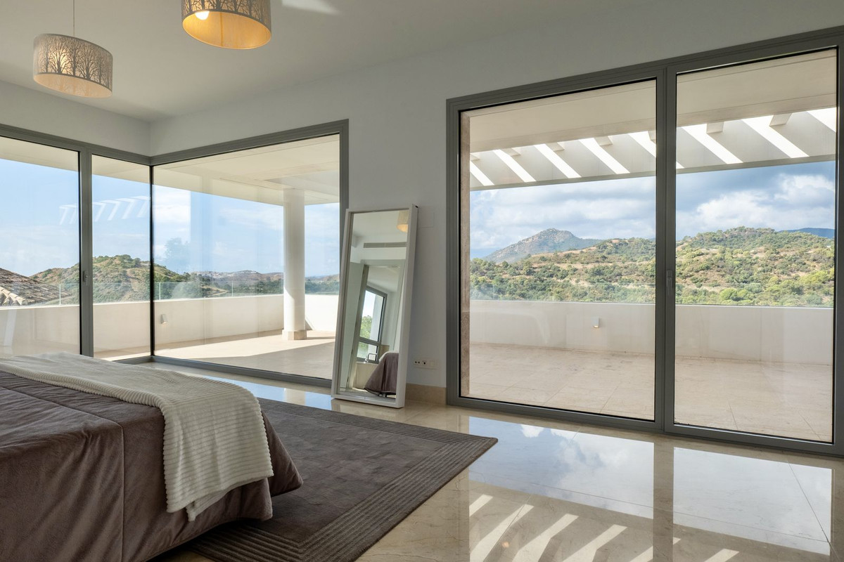 Se vende Villa - Chalet de 6 dormitorios en Costa Del Sol, Málaga, España