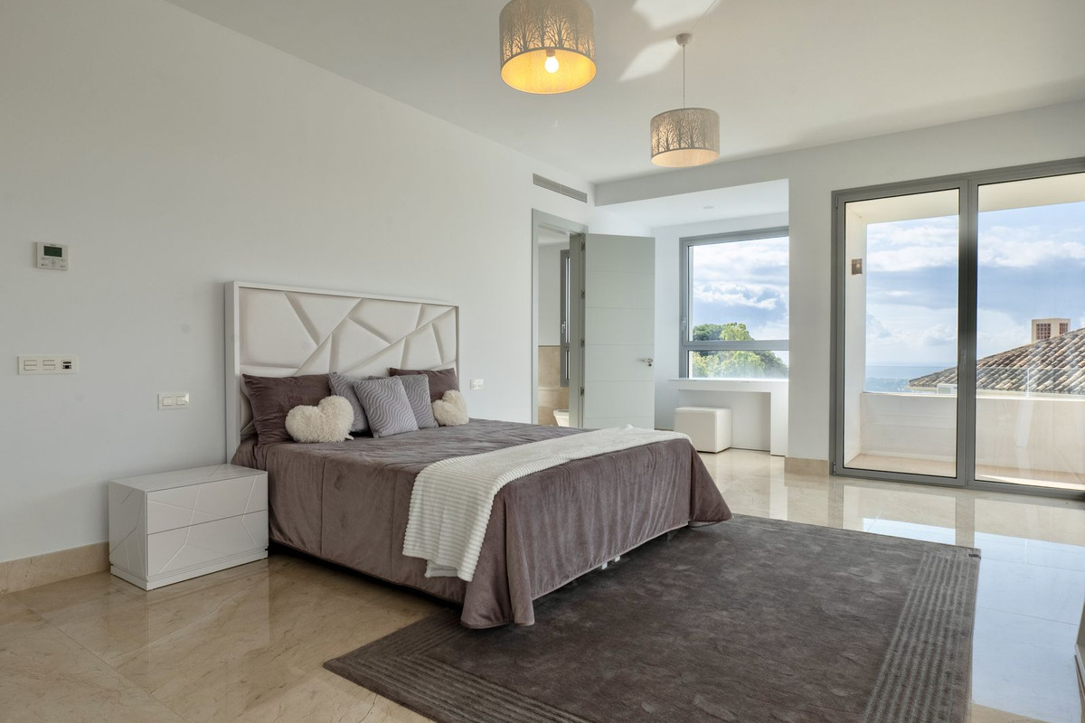 Se vende Villa - Chalet de 6 dormitorios en Costa Del Sol, Málaga, España