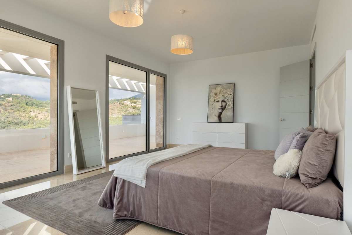 Se vende Villa - Chalet de 6 dormitorios en Costa Del Sol, Málaga, España